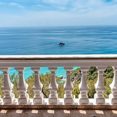Ocean View - Luxury Nefeli 别墅 *